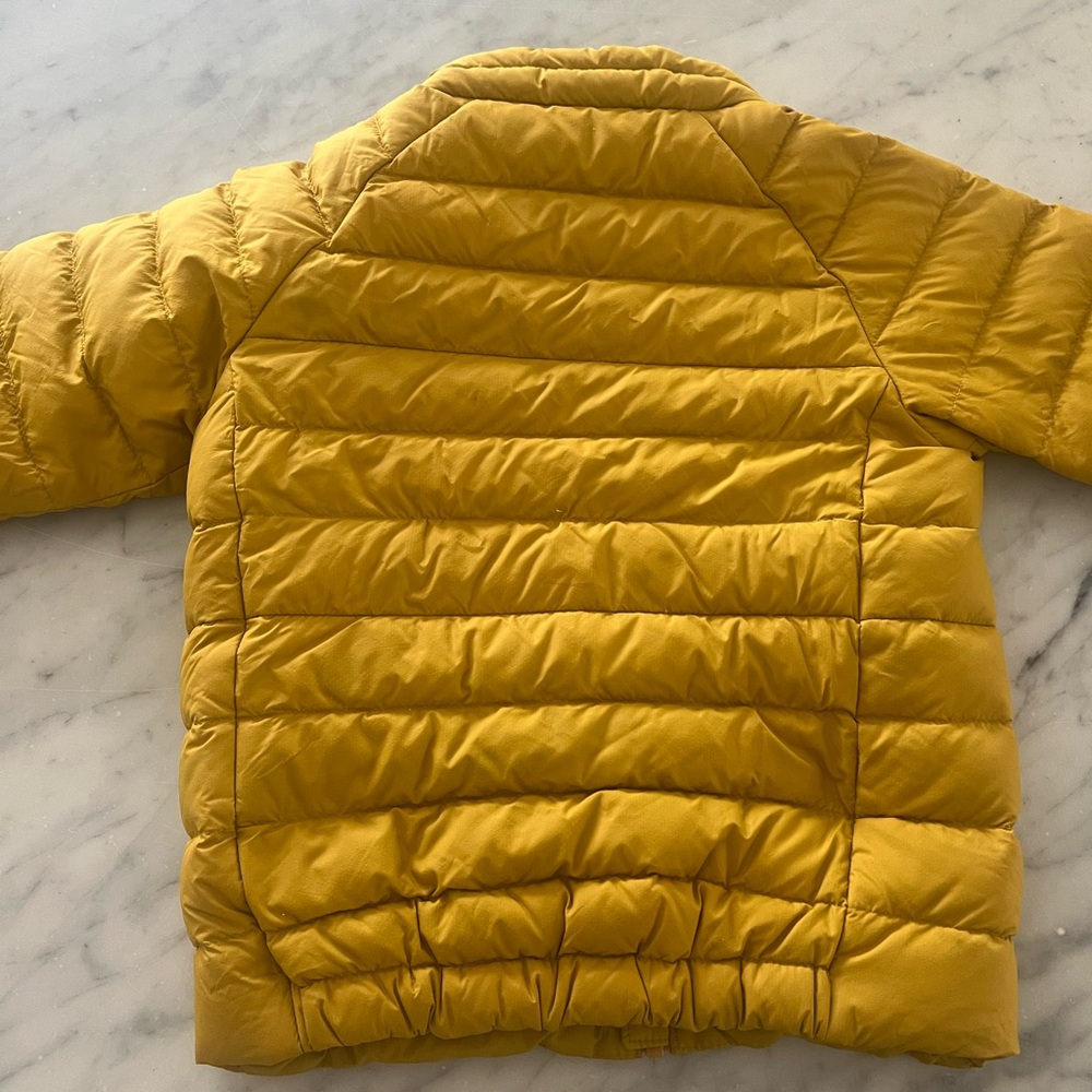 Fantastic condition kids Patagonia Down Sweater jacket!